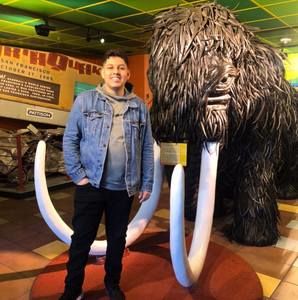 Meet your Posher, Alex